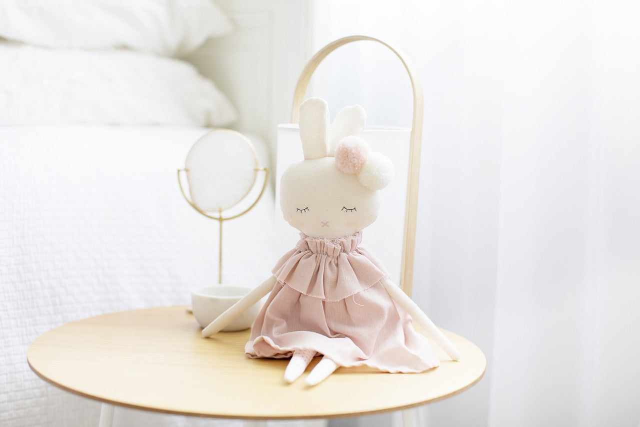 Isabelle Bunny 40cm Pink Linen *APRIL*